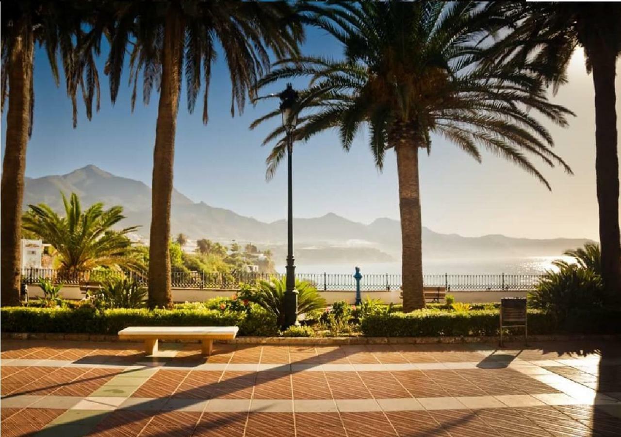 Apartamento Steffi - Centro de Nerja Esterno foto